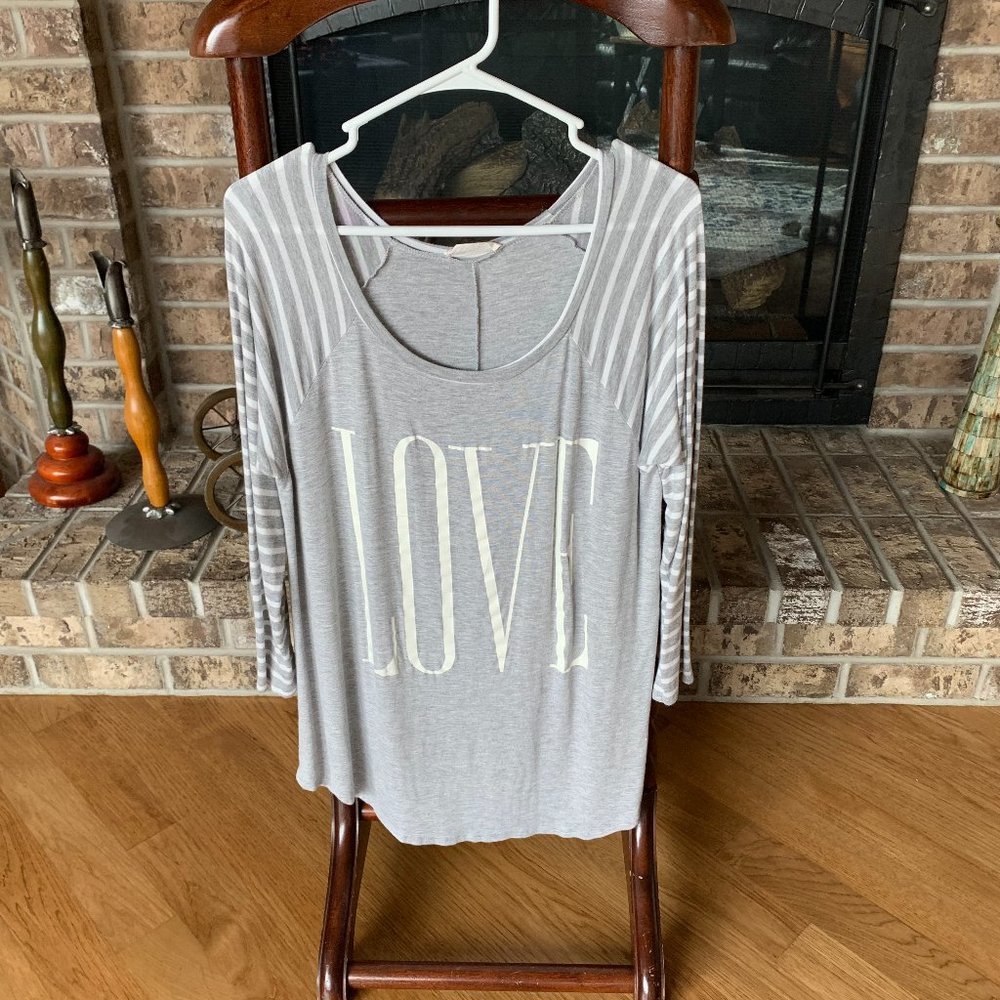 a.gain Grey 3/4 Sleeve LOVE T-shirt - Size 1X-Large
